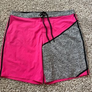 Mens pink American Eagle swimming trunks